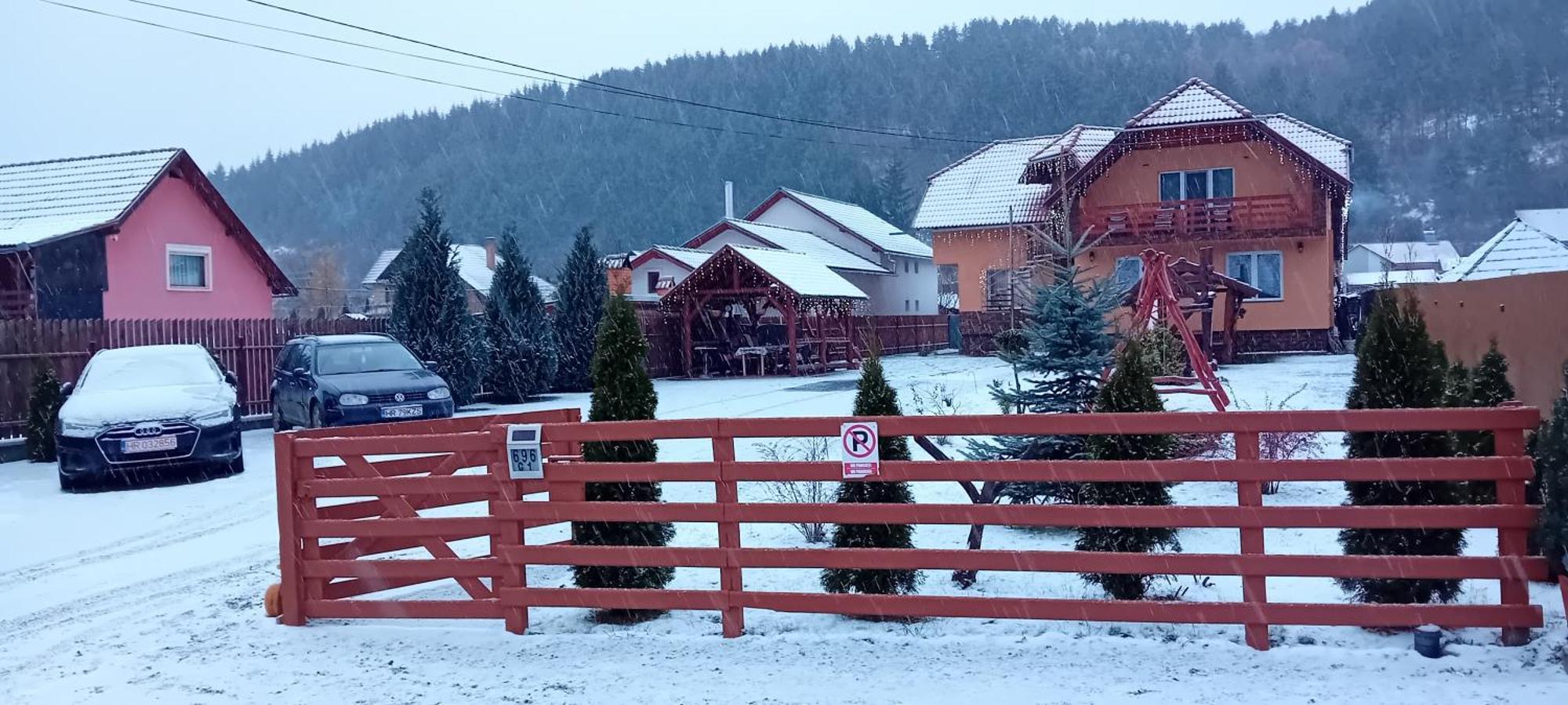 فندق برادفي  Casa De Oaspeti Cristian المظهر الخارجي الصورة